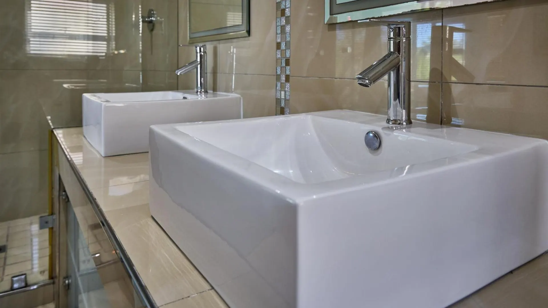 Atlantic Palms Apartment Cape Town Guest house