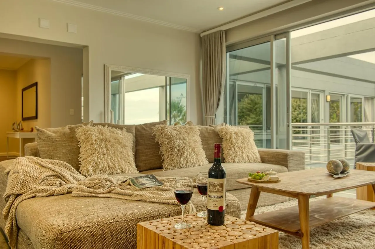 Atlantic Palms Apartment Cape Town Guest house