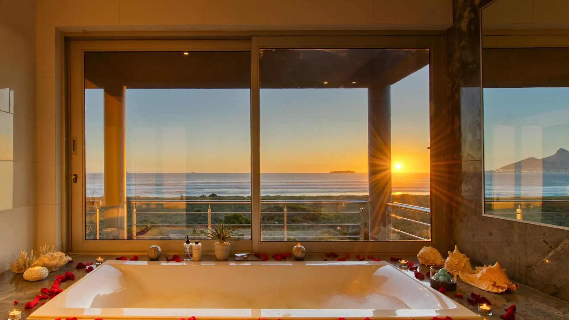 *** Guest house Atlantic Palms Apartment Cape Town South Africa